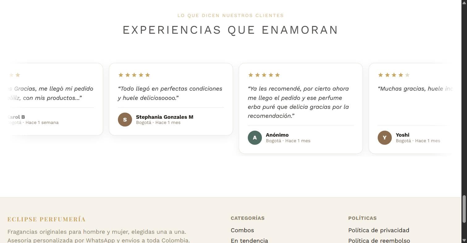 Sección Experiencias que enamoran con tarjetas de reseñas de clientes de Bogotá, cada una con estrellas, el comentario y el nombre de quien lo escribió.