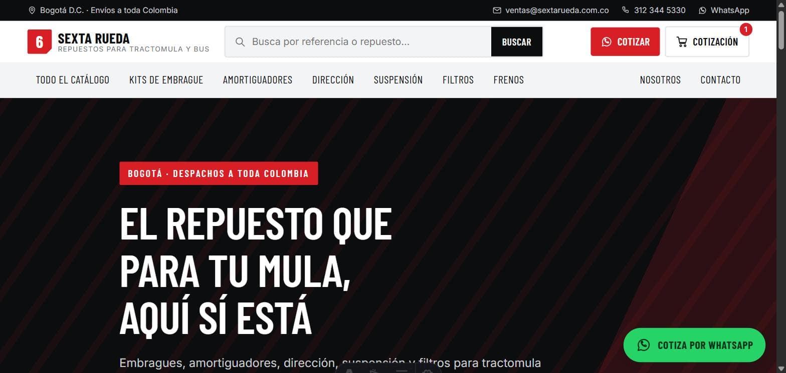 Portada de Sexta Rueda sobre fondo negro con franjas rojas: el titular El repuesto que para tu mula aquí sí está, un buscador de referencias arriba y el menú de categorías de repuestos.